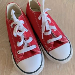 Red toddler converse
